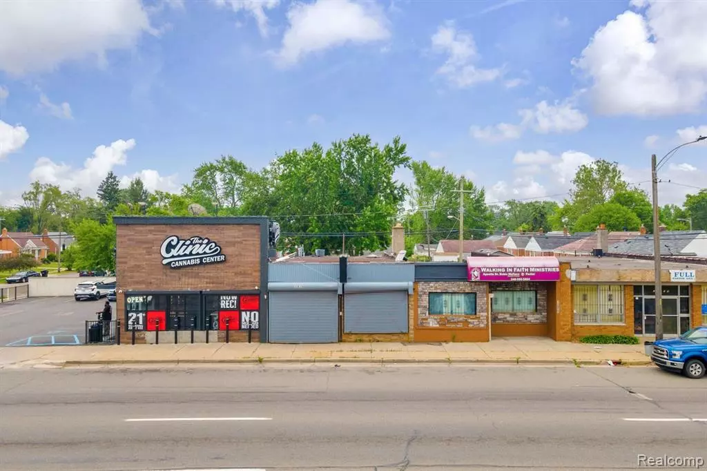 Detroit, MI 48235,13819 W 8 Mile Road