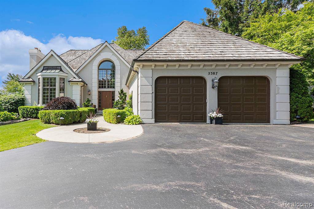 5387 Bristol Parke Drive, Clarkston, MI 48348