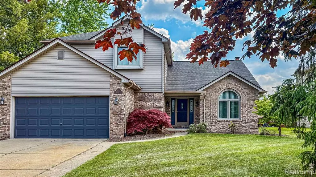 53208 Springhill Meadows Drive, Macomb, MI 48042