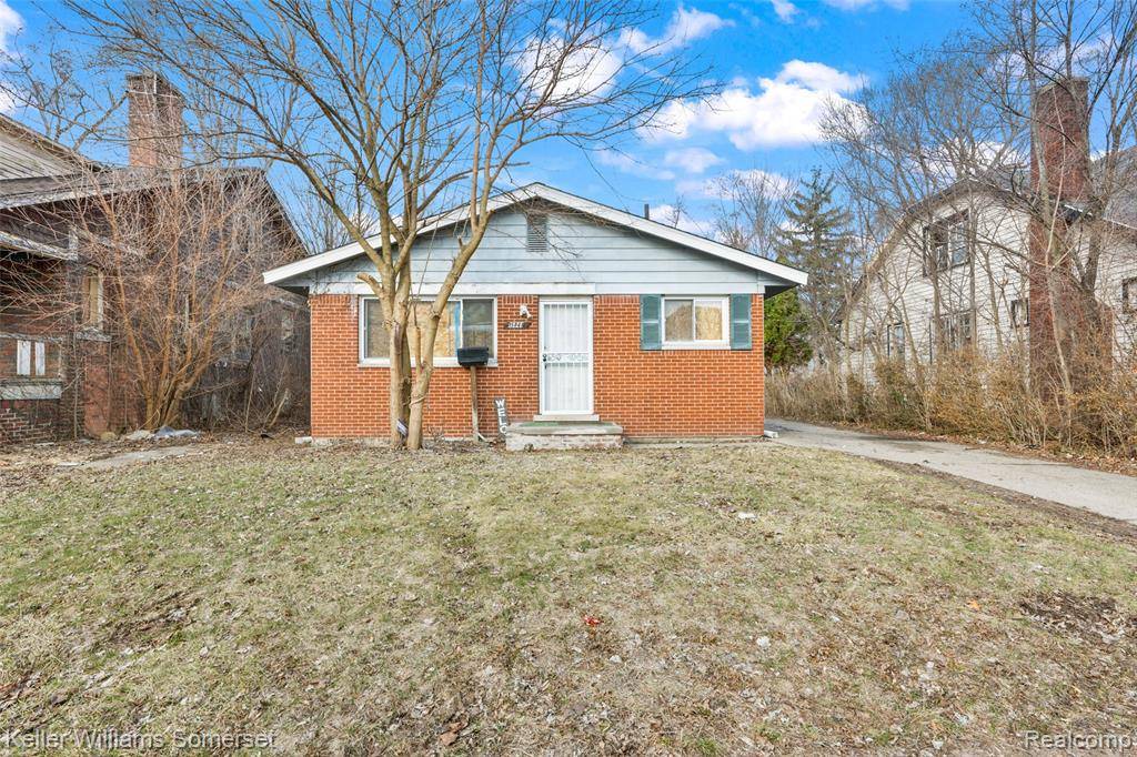 15841 Braile Street, Detroit, MI 48223
