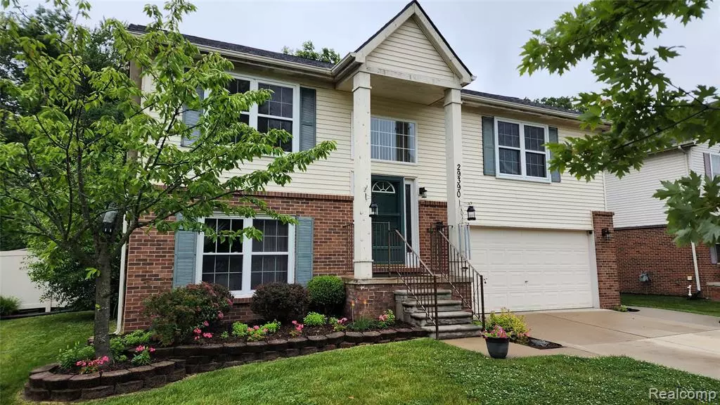 Trenton, MI 48183,29390 Juniper Street