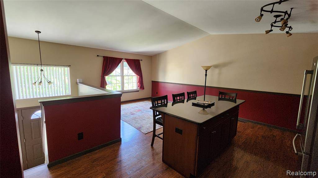 Trenton, MI 48183,29390 Juniper Street
