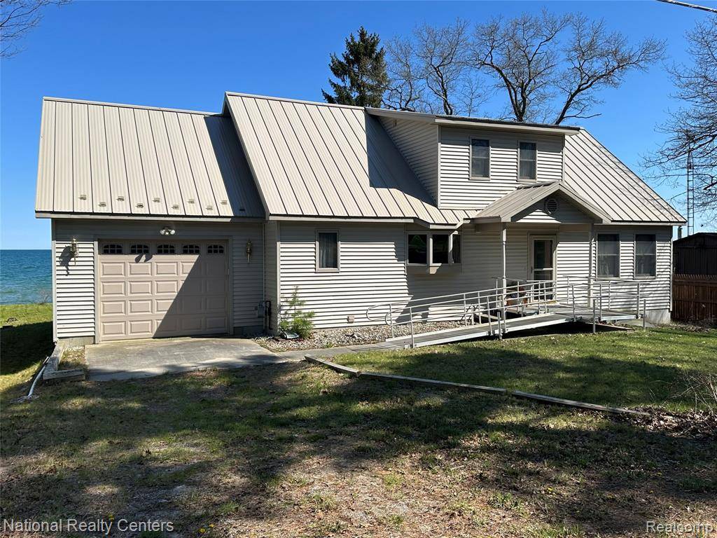 East Tawas, MI 48730,1390 N US 23