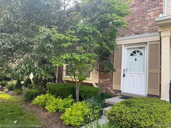 Troy, MI 48098,5378 Breeze Hill Place