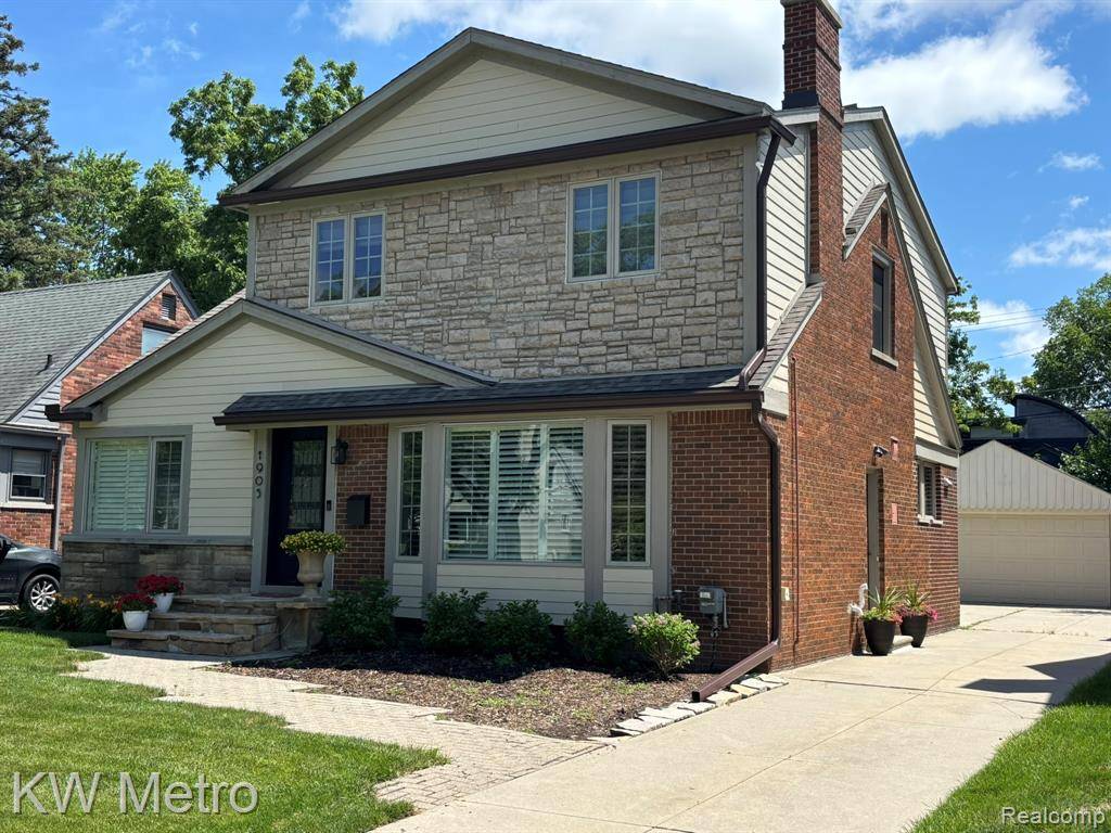 Birmingham, MI 48009,1905 Maryland Boulevard
