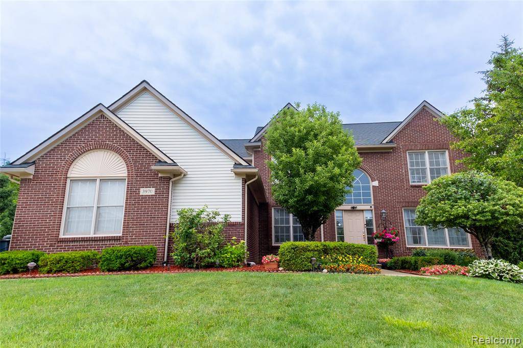 3970 May Center Road, Lake Orion, MI