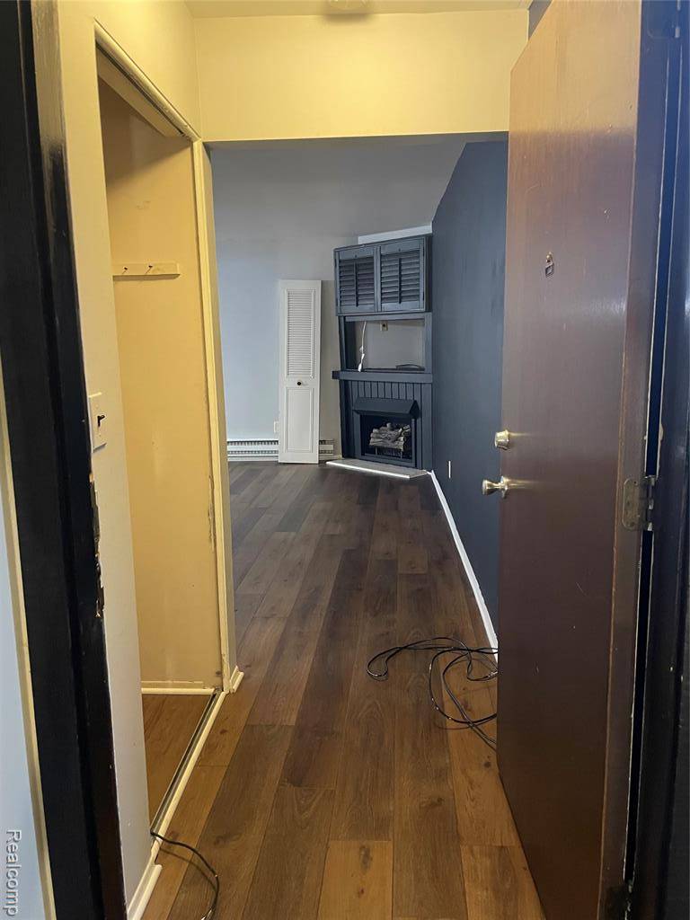 Westland, MI,7355 WOODVIEW   APT 3, Street