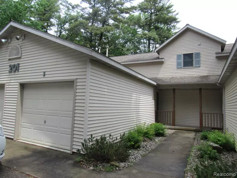 201 White Deer Trail, Prudenville, MI 48651