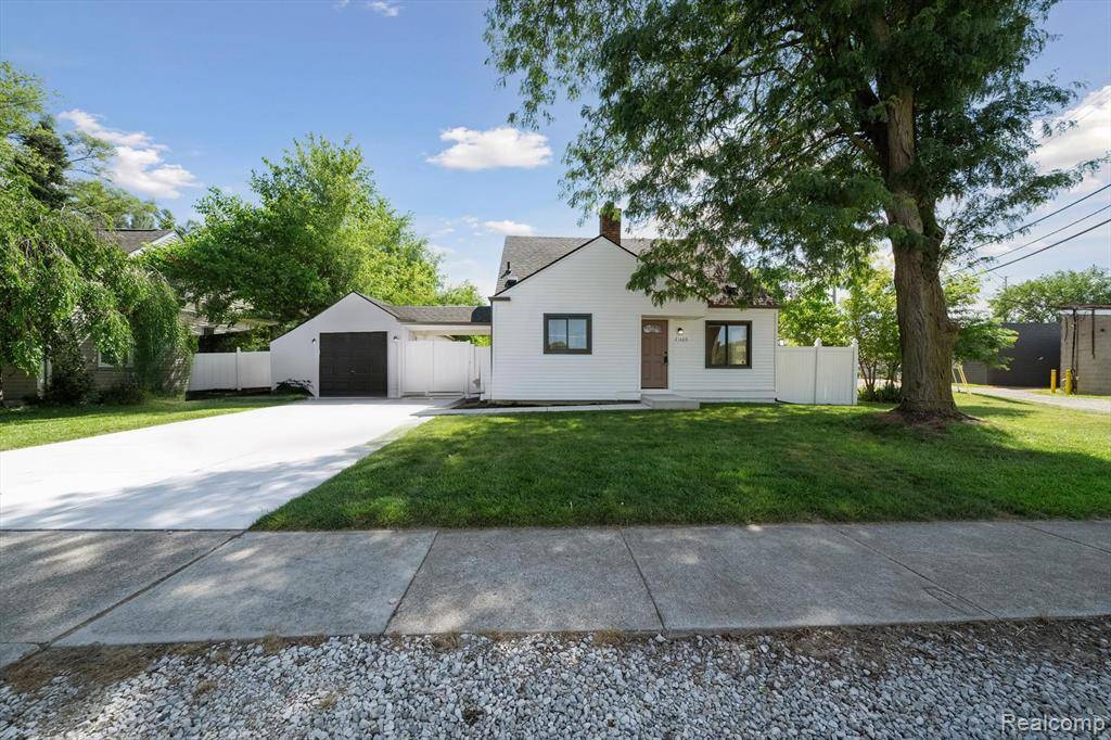 Farmington Hills, MI 48336,21660 PURDUE Avenue