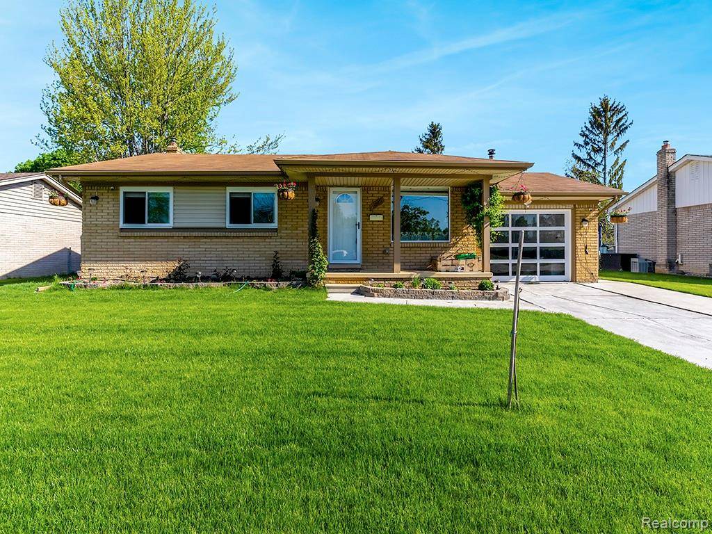 36976 5 MILE Road, Livonia, MI 48154
