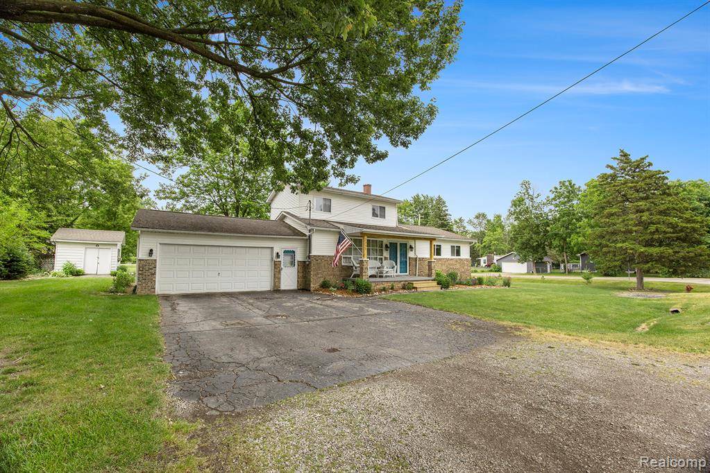 Grand Blanc, MI 48507,2371 Bradford Drive