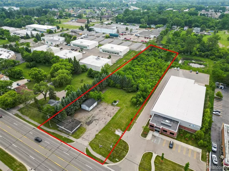 2137 N Opdyke Road, Auburn Hills, MI 48326