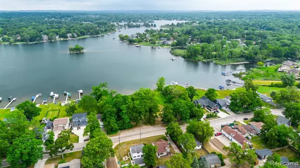 Commerce Twp, MI 48390,1311 W Oakley Park Road