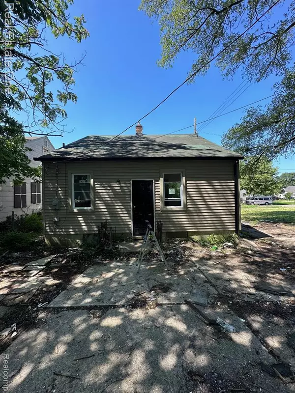 Detroit, MI 48228,9390 Auburn Street