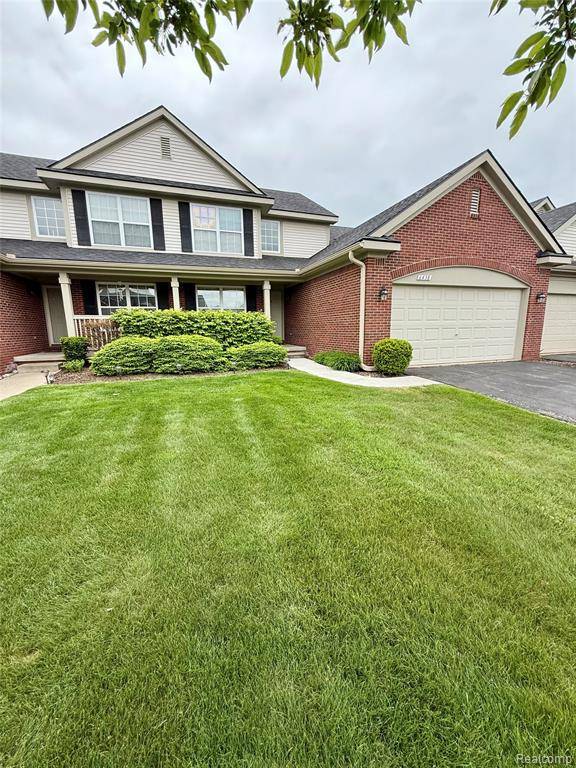 Grand Blanc, MI 48439,6438 Club W Court
