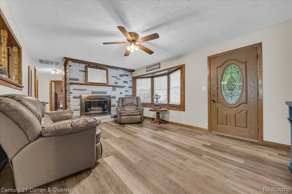 Rockwood, MI,32342 Truman Road