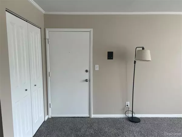 Trenton, MI 48183,3901 Fort Street