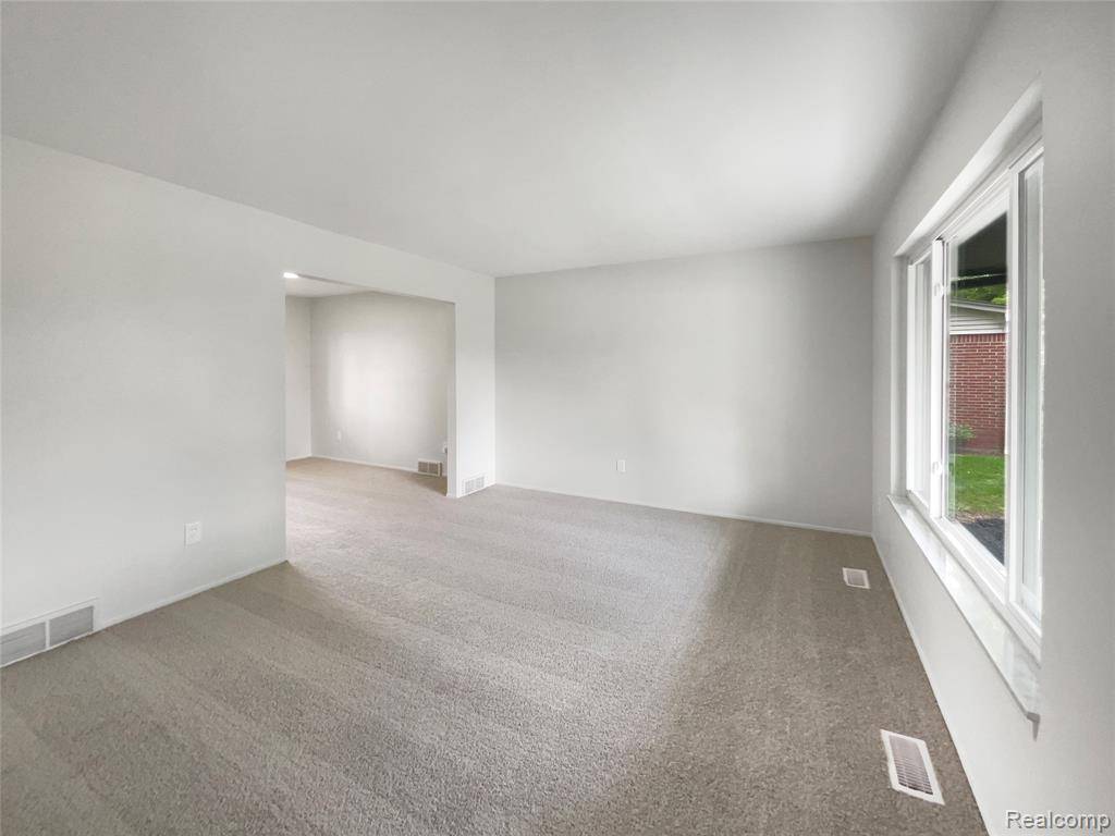 Sterling Heights, MI 48310,4273 Bieber Drive