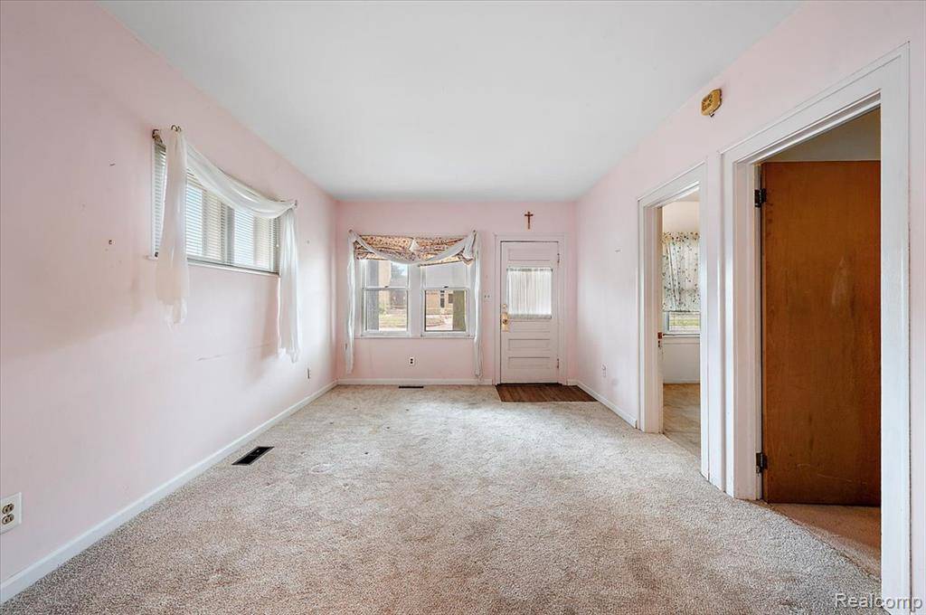 Berkley, MI 48072,2124 Catalpa Drive