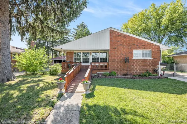 Clinton Twp, MI 48035,35221 Weideman Street