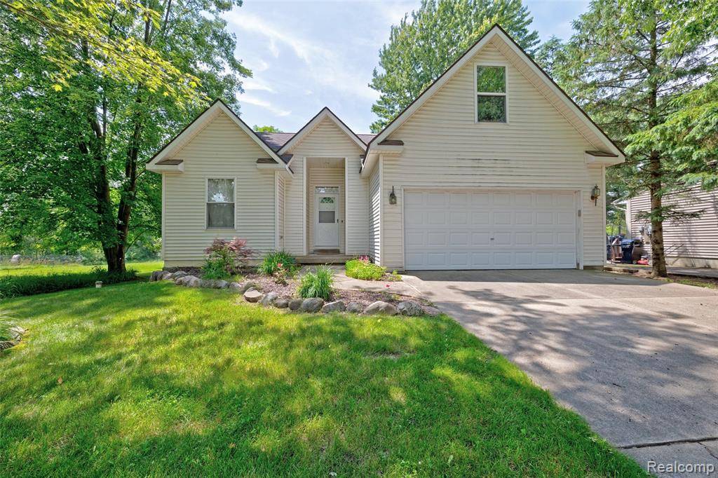 Ortonville, MI 48462,333 Sherman Court