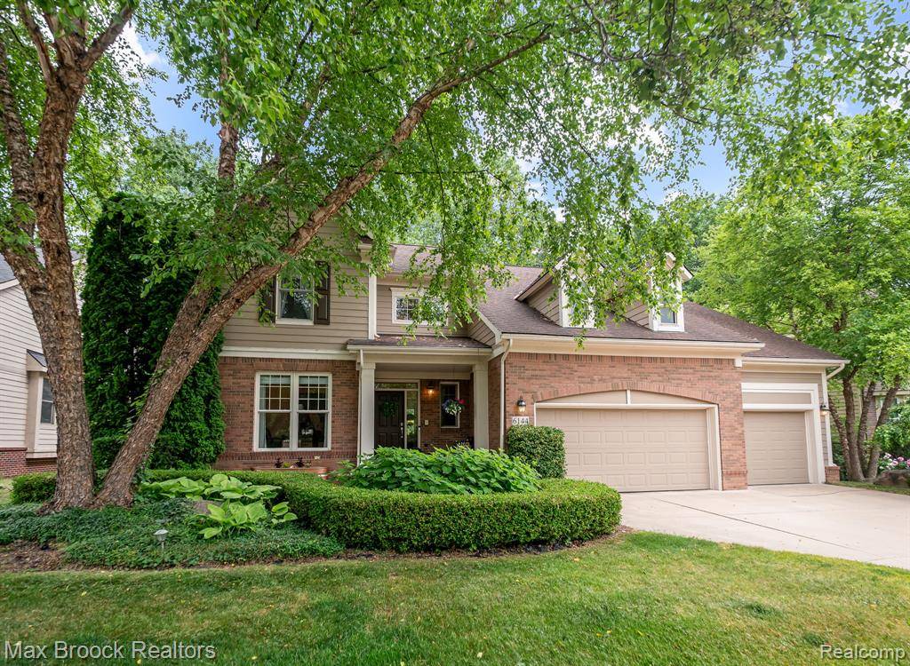 6144 Strawberry Circle, Commerce Twp, MI 48382