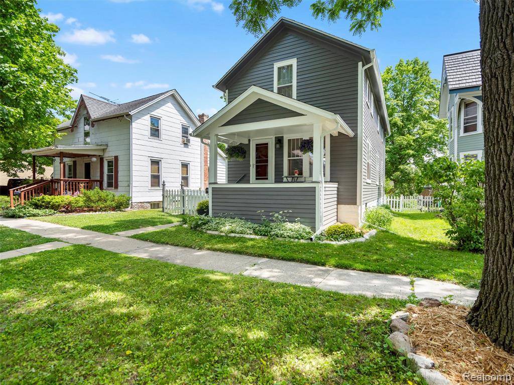 Lapeer, MI 48446,225 Law Street