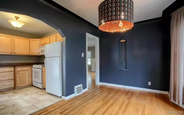 Ferndale, MI 48220,348 E MAPLEHURST Street