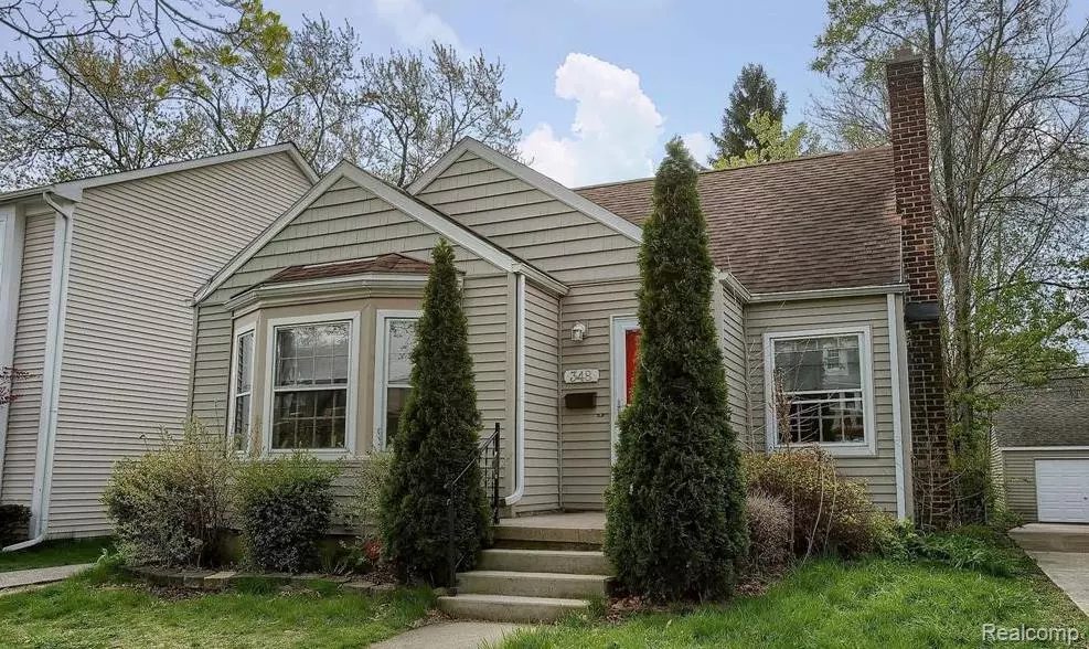 348 E MAPLEHURST Street, Ferndale, MI 48220