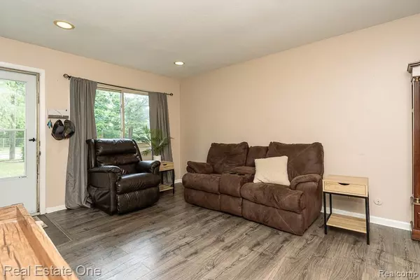 Warren, MI 48089,25893 Firwood Avenue