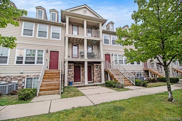 664 Lydia Lane, Pontiac, MI 48341