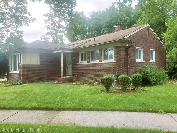 Oak Park, MI 48237,22221 Marlow Street