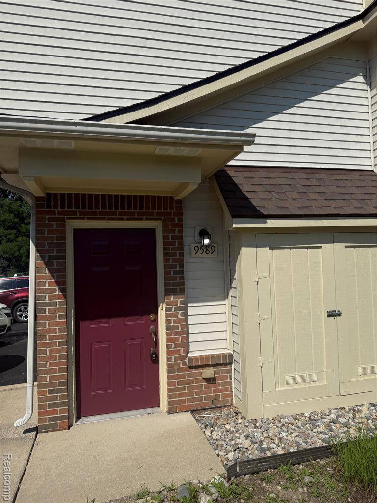 Ypsilanti, MI 48197,9589 Lakeside Drive