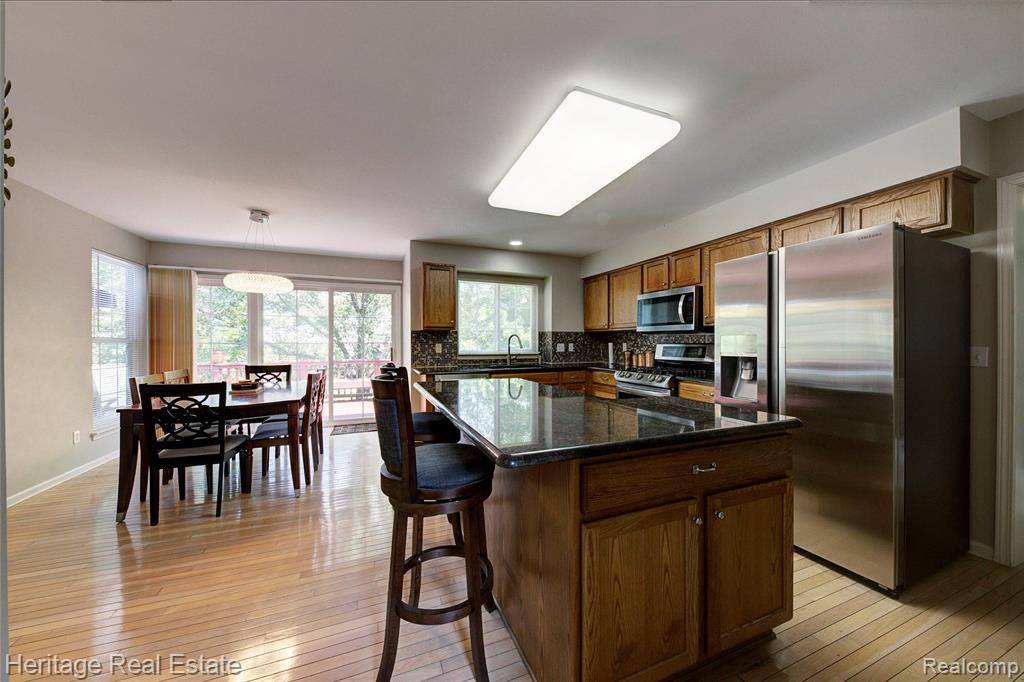Lake Orion, MI,3400 YOSEMITE Drive