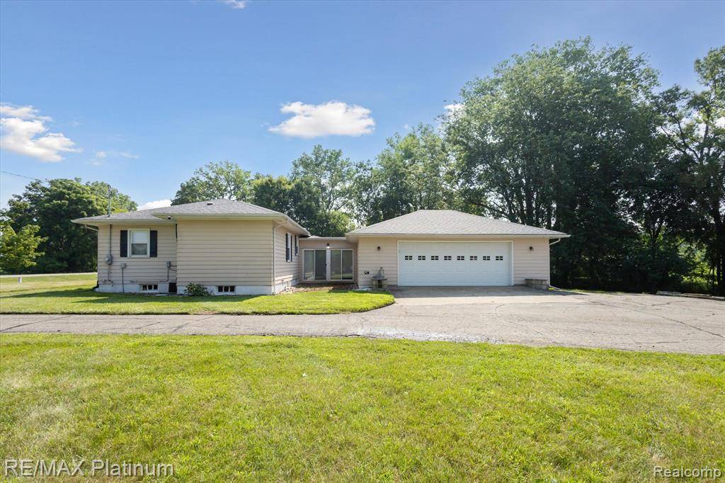 Stockbridge, MI 49285,5001 Dexter Trail Road