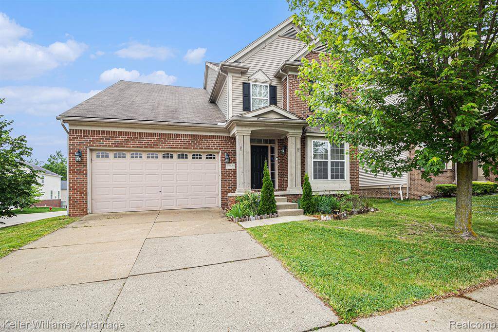 27455 Harrington Way, Novi, MI