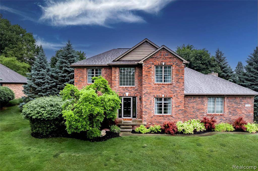 8140 Staghorn Trail, Clarkston, MI 48348