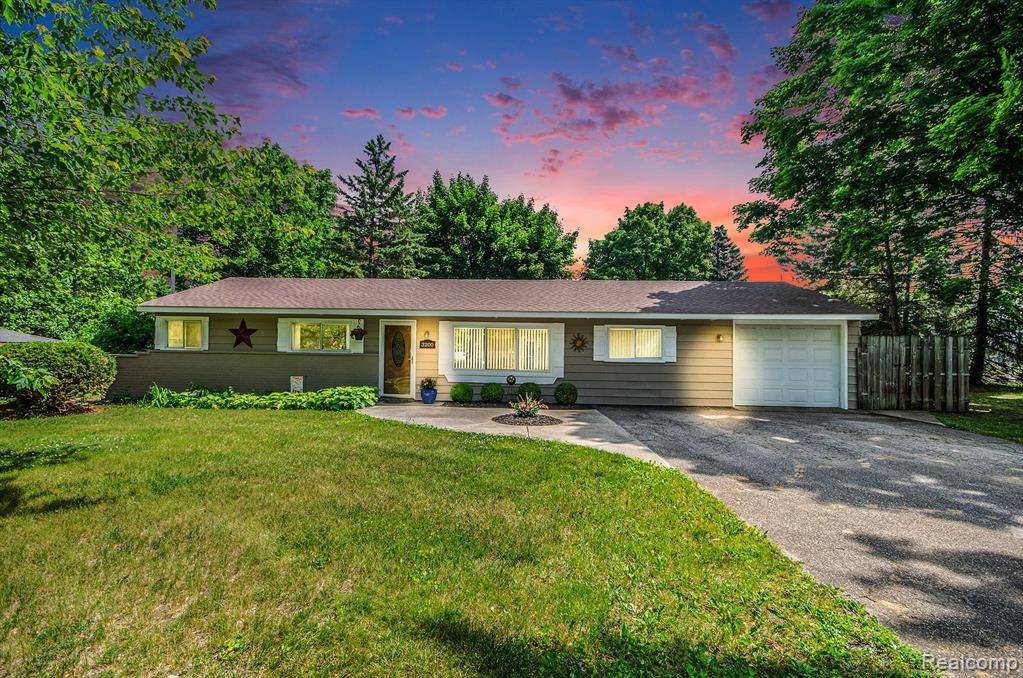 Waterford, MI 48329,3200 Homestead Drive