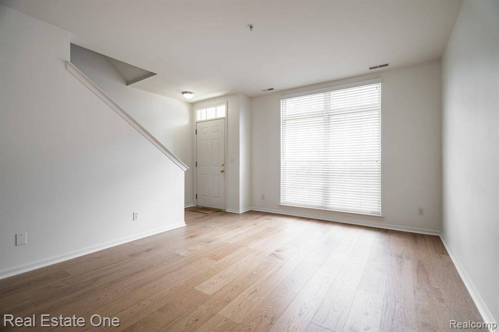 Troy, MI 48084,1460 ASHFORD Court