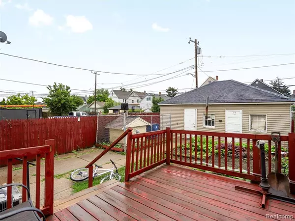 Hamtramck, MI 48212,11727 Fleming Street