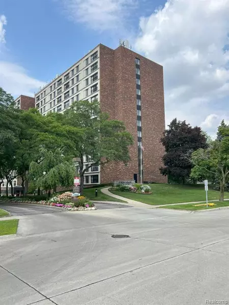 21800 Morley Avenue, Dearborn, MI 48124