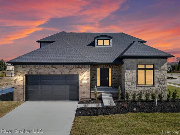 56643 Via Bellano, Macomb, MI 48042