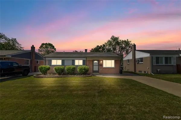 30925 Steinhauer Street, Westland, MI 48186