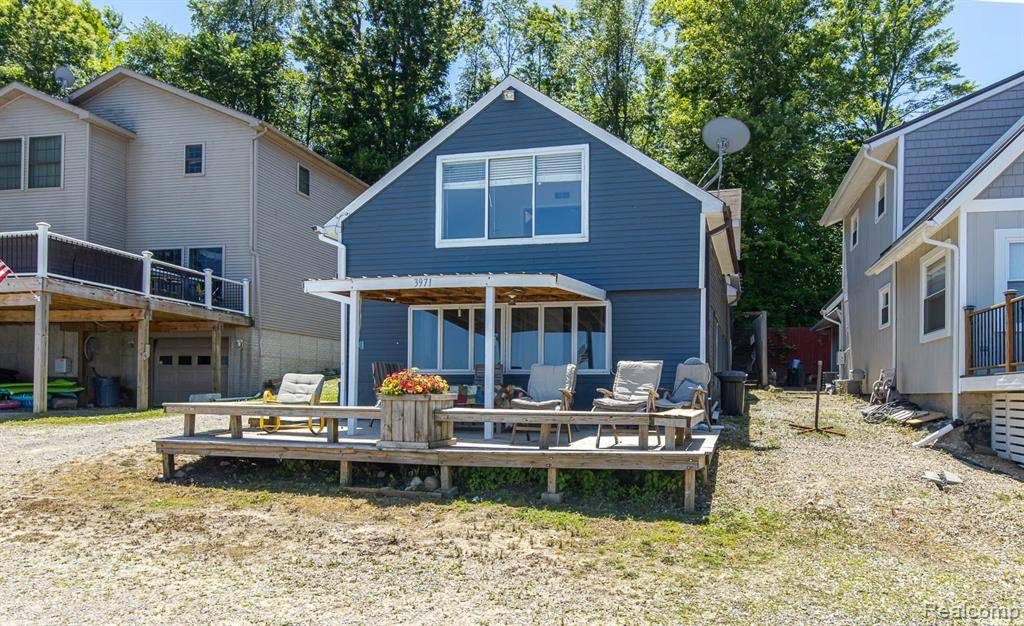 Lapeer, MI 48446,3971 S Shore Drive