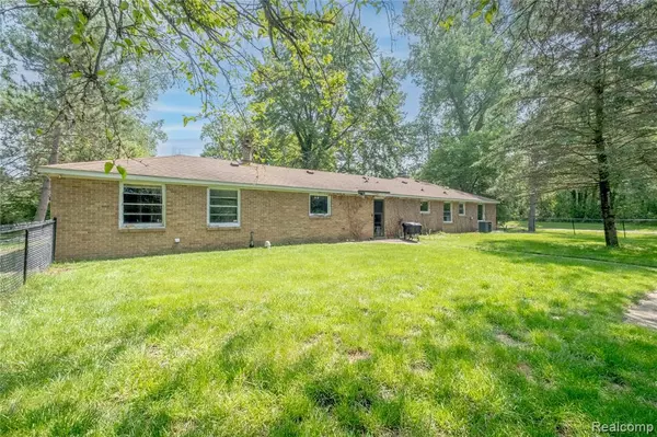 Birch Run, MI 48415,8780 Dixie Highway