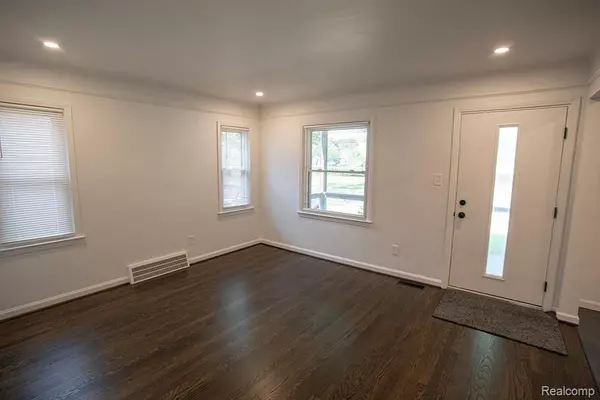 Royal Oak, MI 48067,1402 Owana Ave