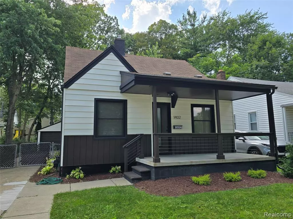 Royal Oak, MI 48067,1402 Owana Ave