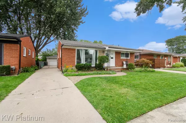 Saint Clair Shores, MI 48081,22607 Amherst Street