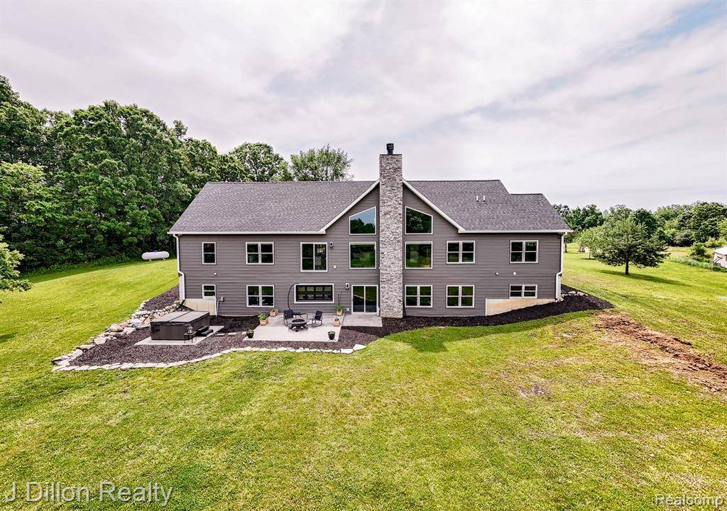 Whitmore Lake, MI 48189,1811 E North Territorial Road