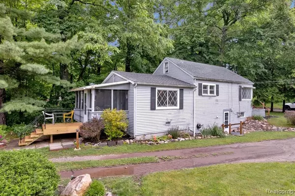 Lake Orion, MI,4155 Mill Lake Road